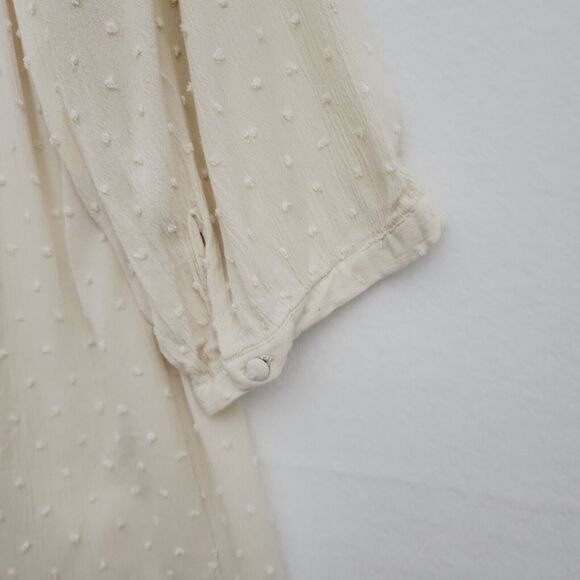 Rose + Olive Top Womens 1X Plus Ivory Textured Button Boho Smocked Blouse - Picture 7 of 9